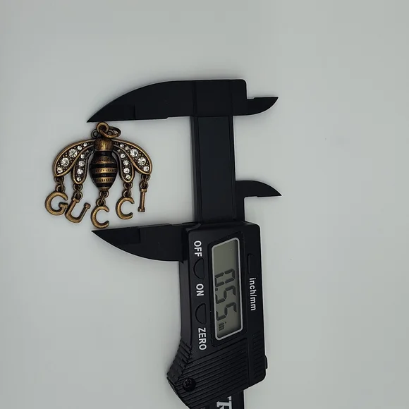 GUCCI Crystal Bee Logo Charm Pendant Antiqued Gold Rhinestone Dangle Zipper Pull - Picture 3 of 4